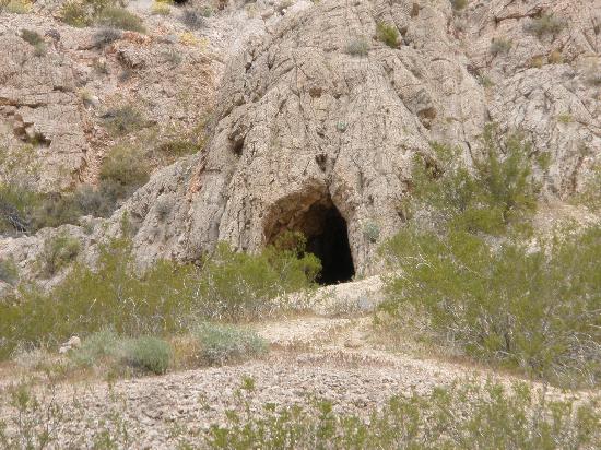 File:Desert Cave.jpg