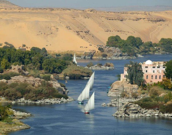 File:Nile River.jpg