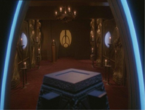 File:Bajoran temple.jpg