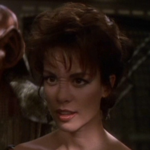 File:Bajoran Female.jpg