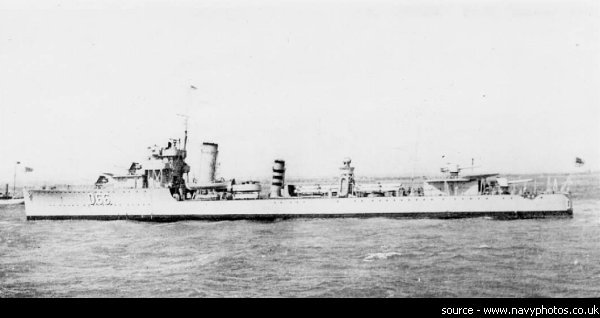 File:USS Wyvern WWII-3.jpg