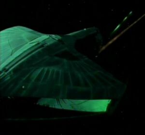 D'deridex class firing disruptor pulses.jpg